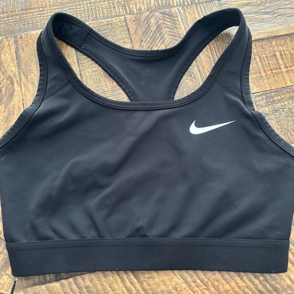 Nike Women's Black Sports Bra size small - Picture 3 of 9